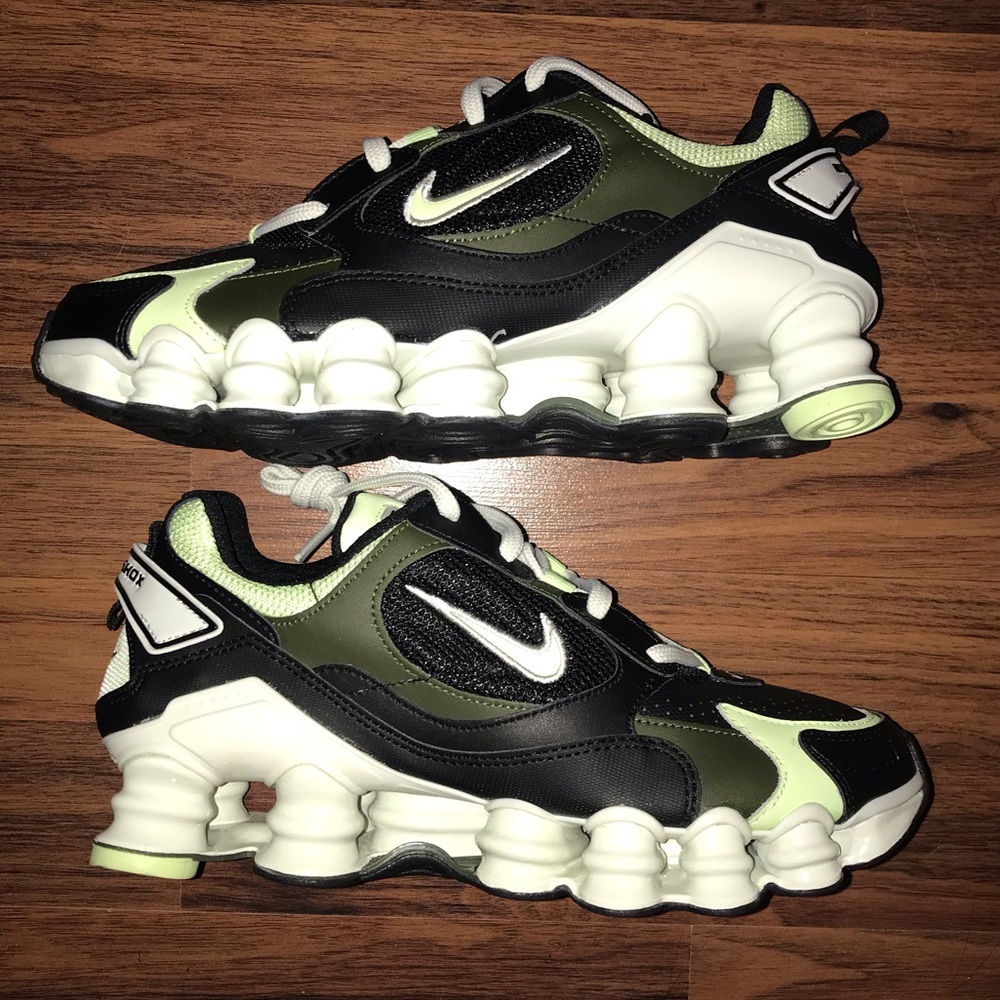 Nike Shox